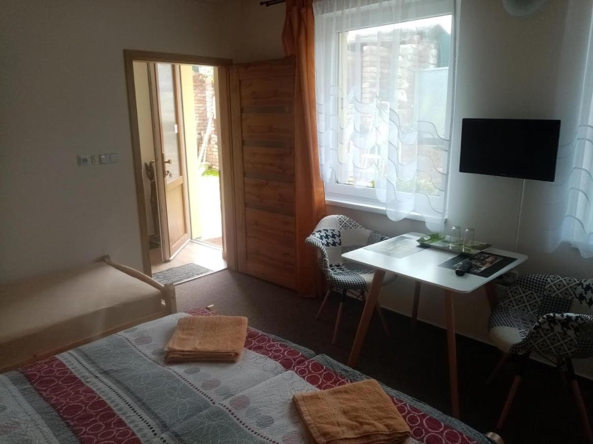 Penzion Alenka Valtice Kültér fotó